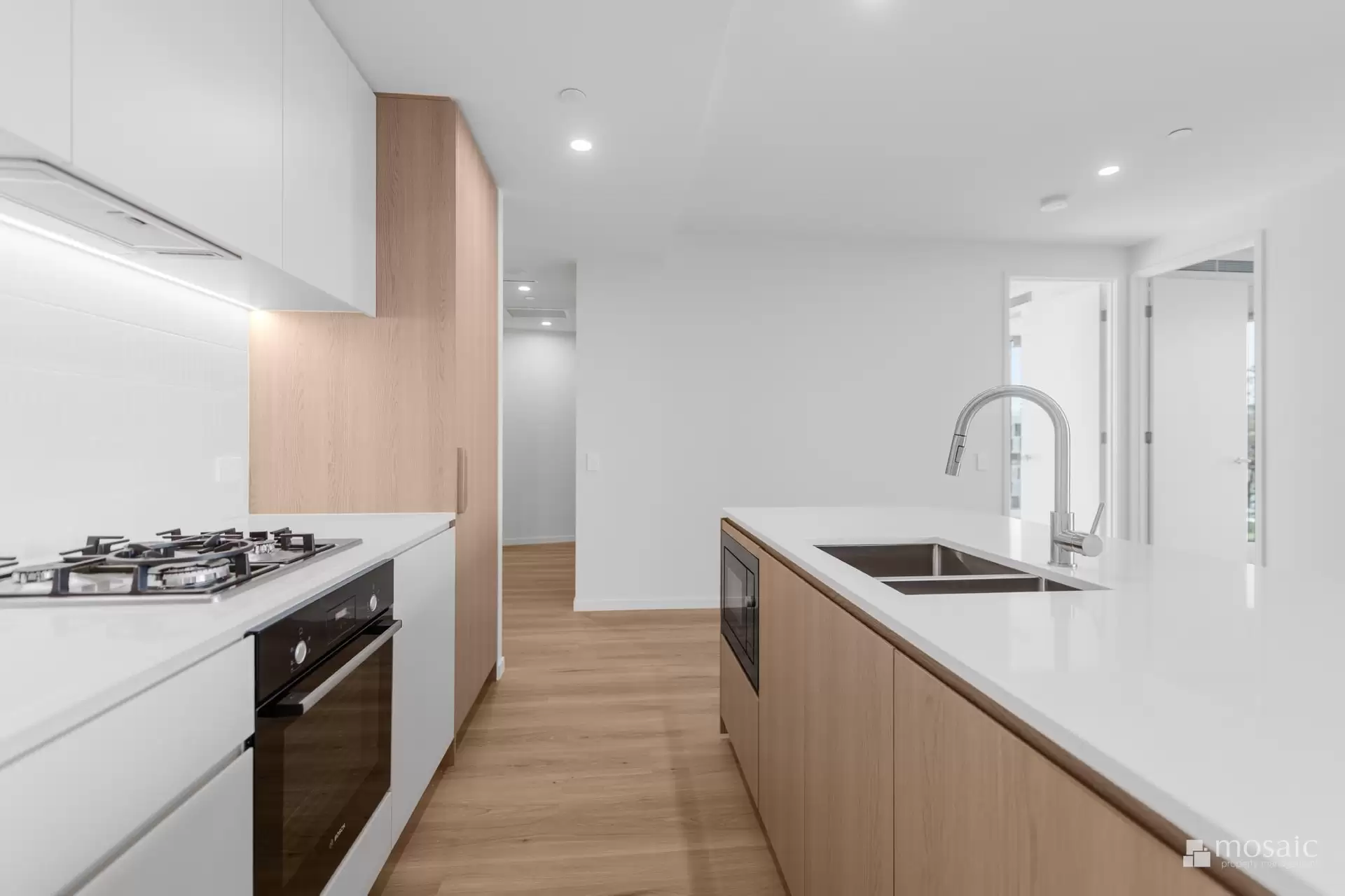 501/146-148 Surf Parade, Broadbeach Leased by Mosaic Property Group - image 1