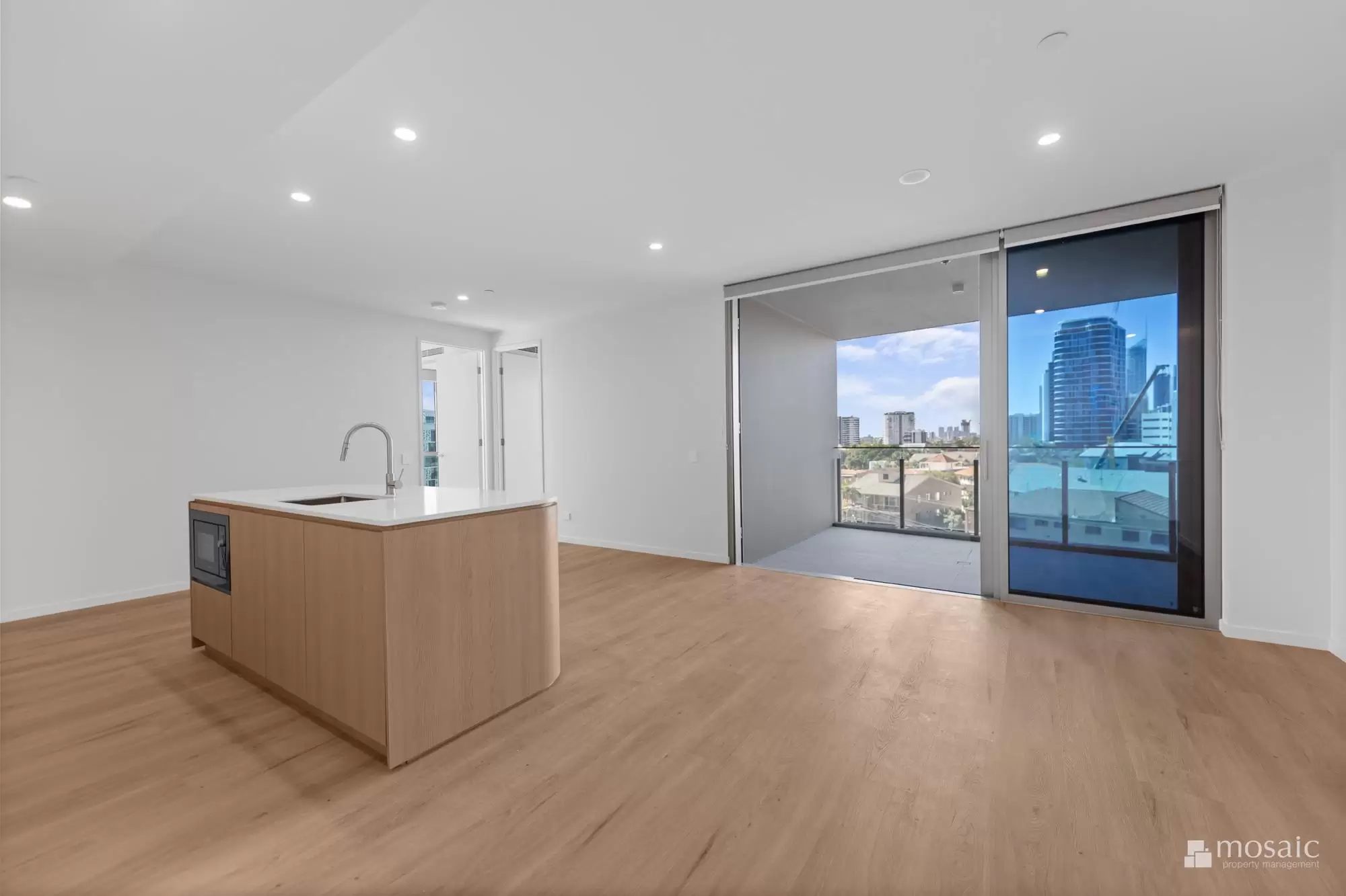 501/146-148 Surf Parade, Broadbeach Leased by Mosaic Property Group - image 4