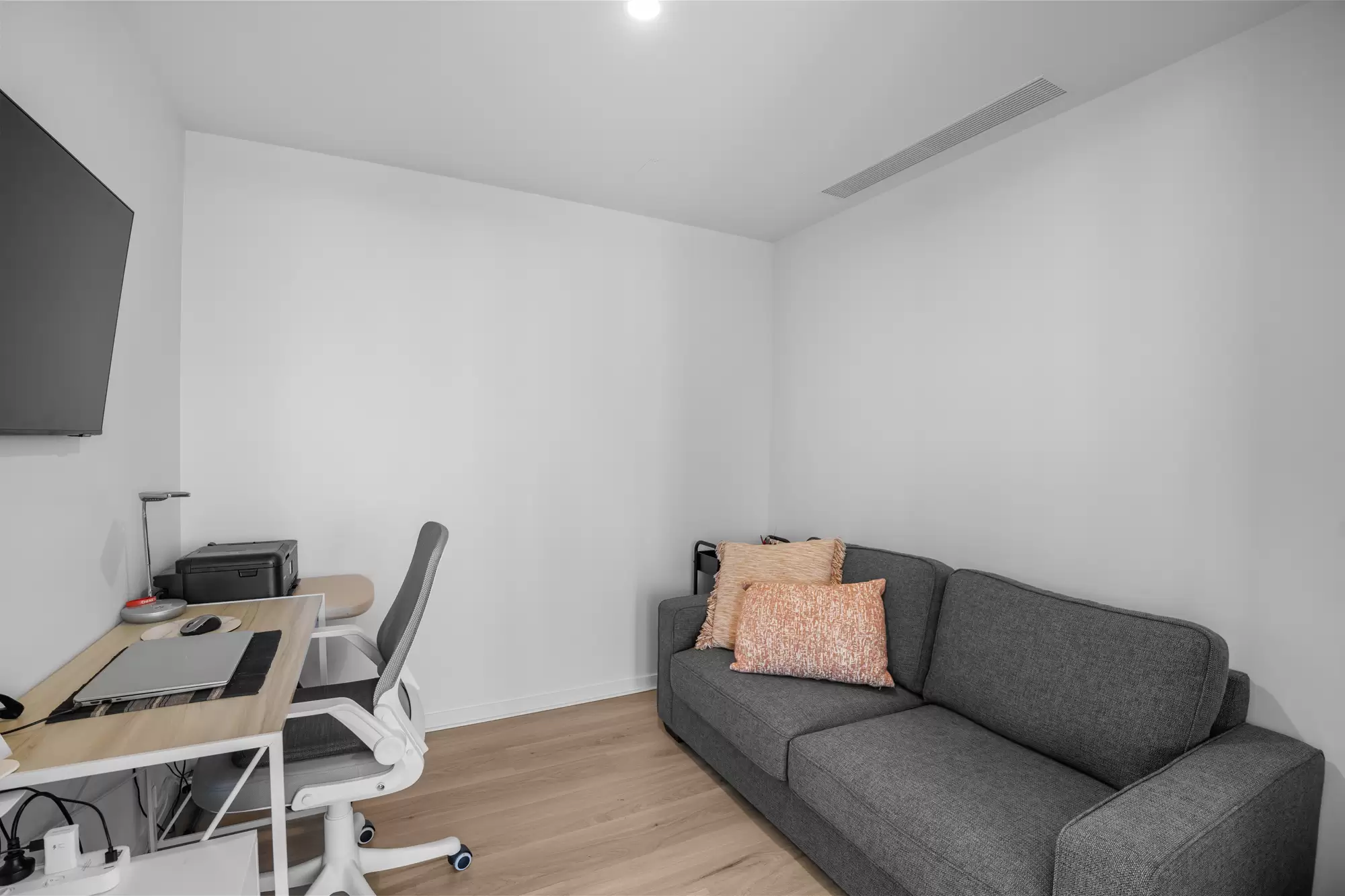 1102/146-148 Surf Parade, Broadbeach Leased by Mosaic Property Group - image 12