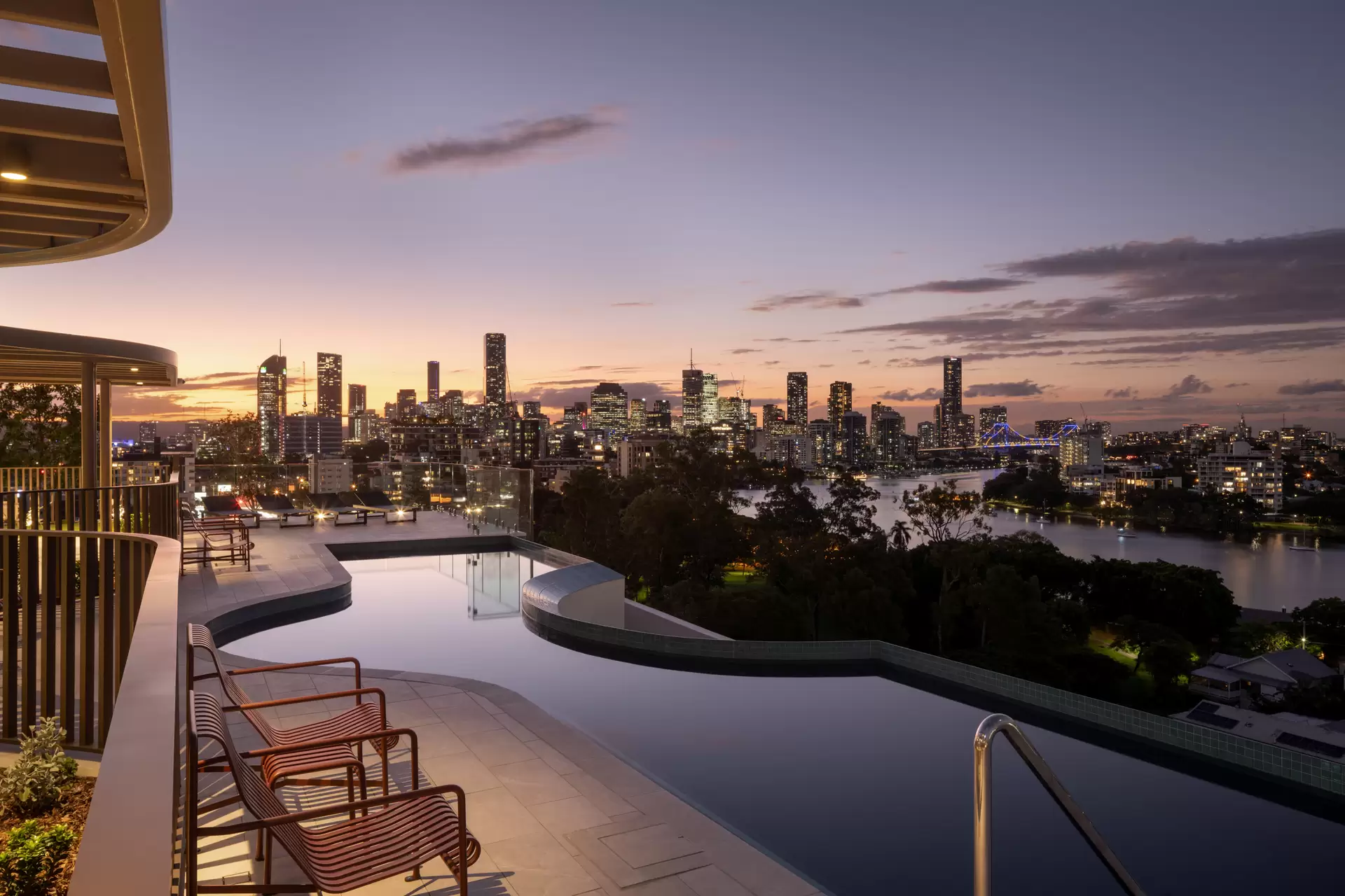 602/89 Lytton Rd, East Brisbane Leased by Mosaic Property Group - image 1