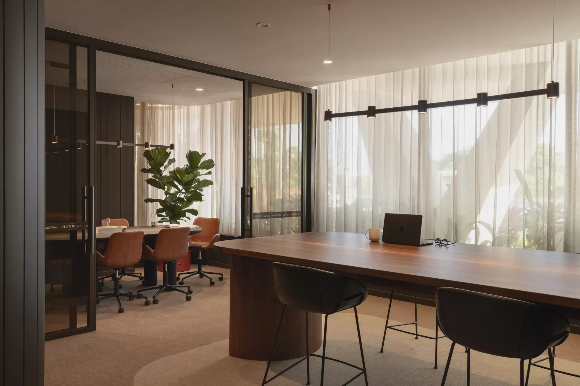 602/89 Lytton Rd, East Brisbane Leased by Mosaic Property Group - image 1