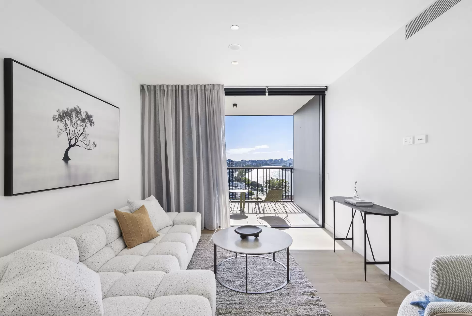 1402/3 Archer Street, Toowong Leased by Mosaic Property Group - image 1