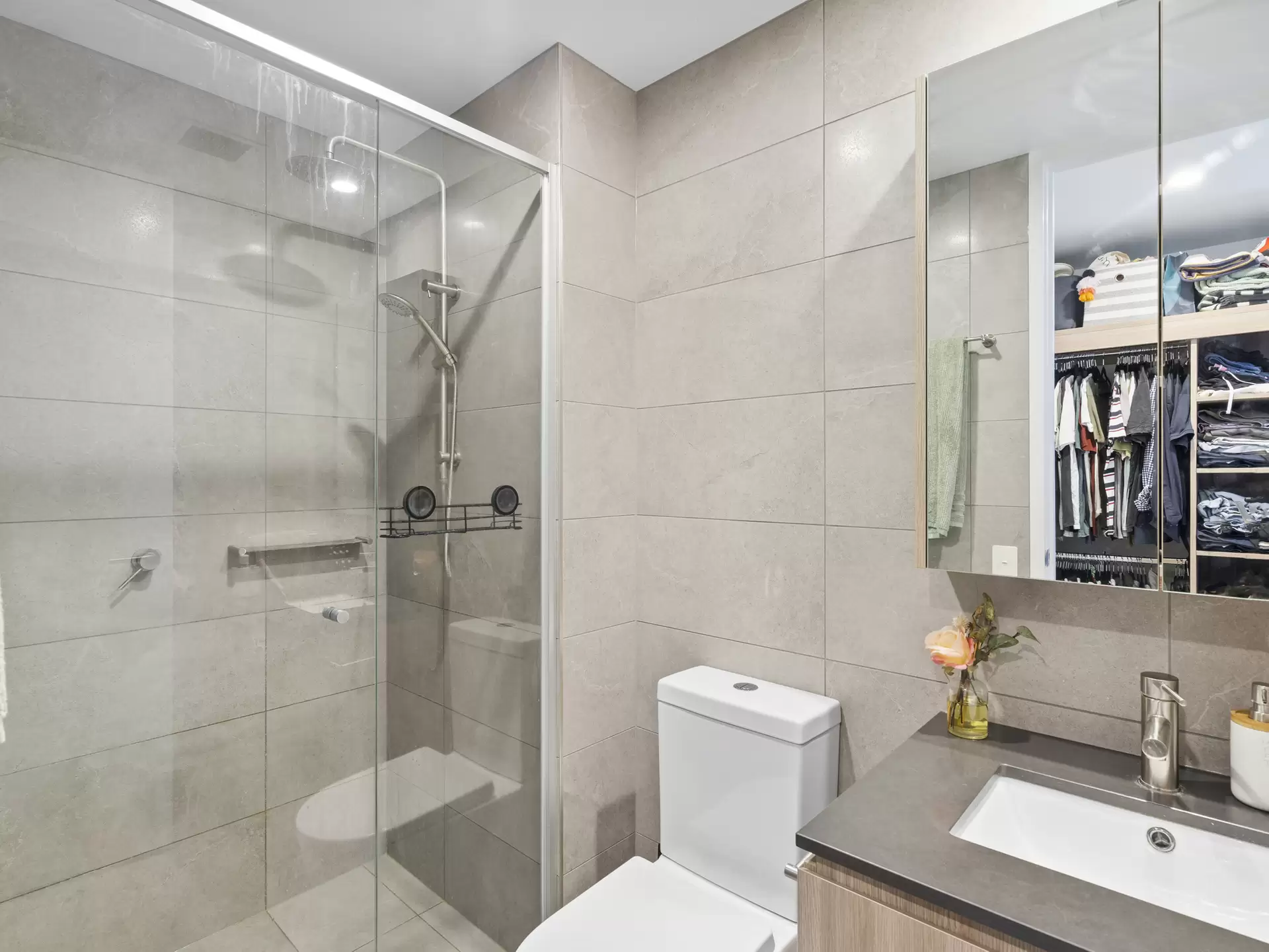 2801/140 Wellington Road, East Brisbane Leased by Mosaic Property Group - image 1