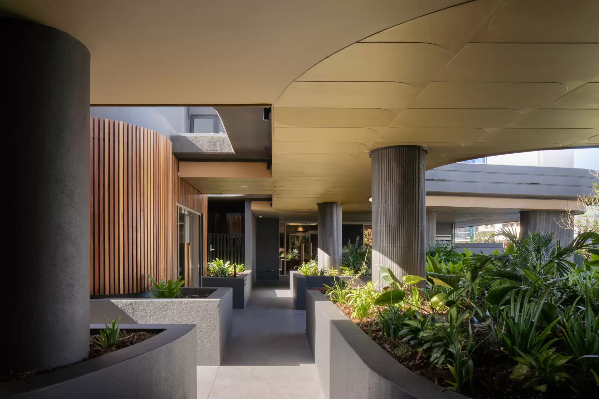 2801/140 Wellington Road, East Brisbane Leased by Mosaic Property Group - image 1