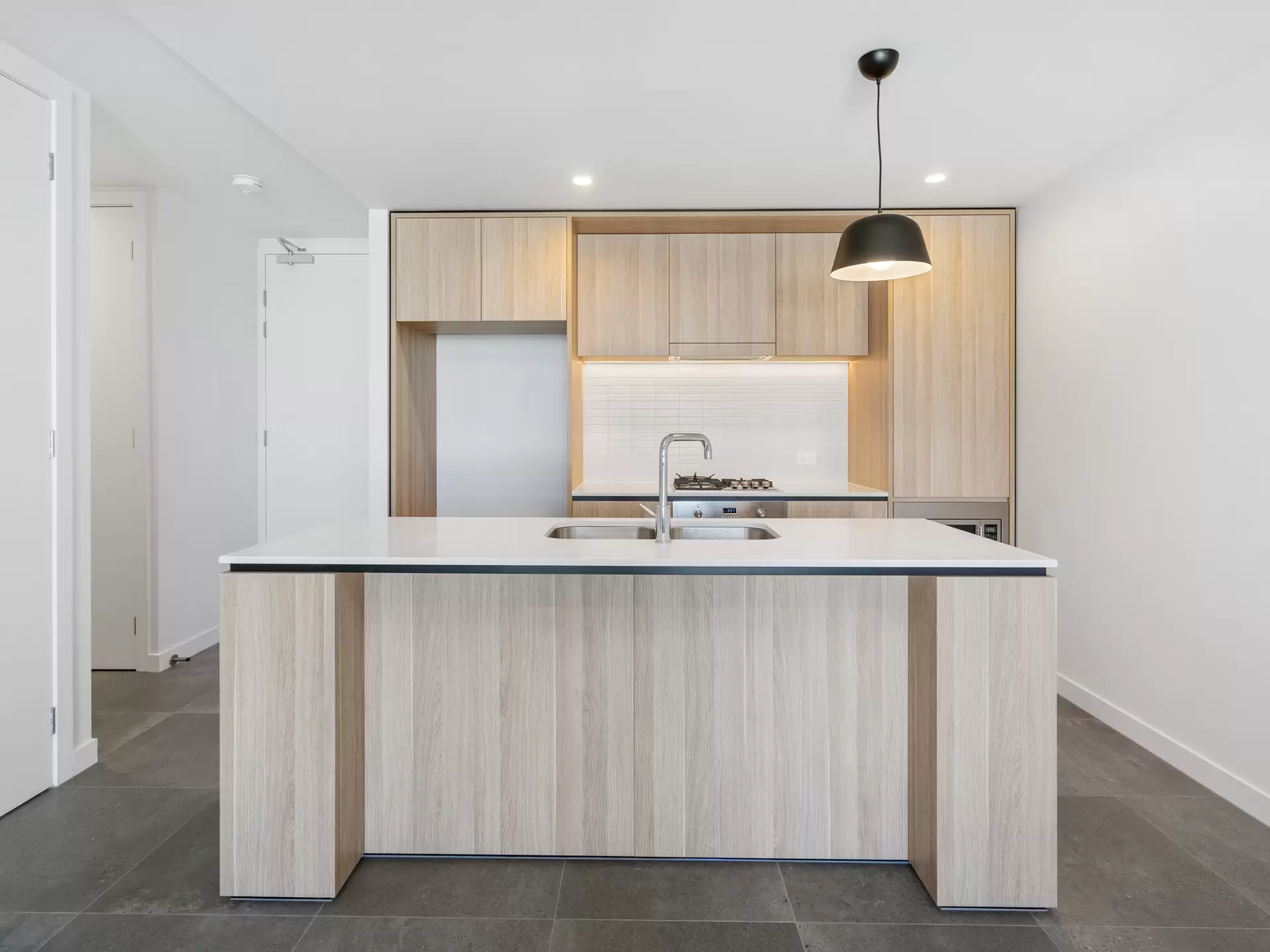 604/186 Clarence Rd, Indooroopilly Leased by Mosaic Property Group - image 1