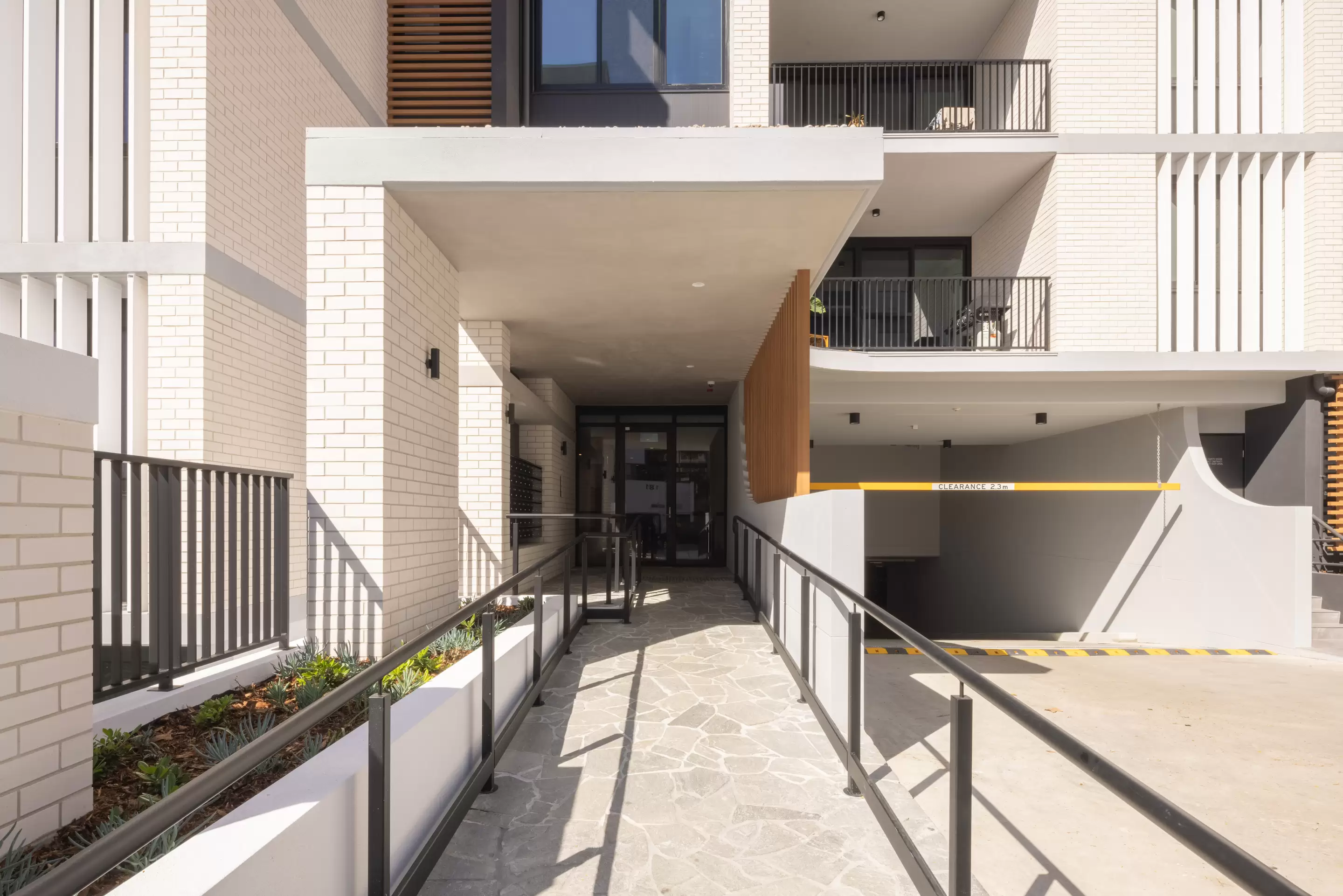 604/186 Clarence Rd, Indooroopilly Leased by Mosaic Property Group - image 13