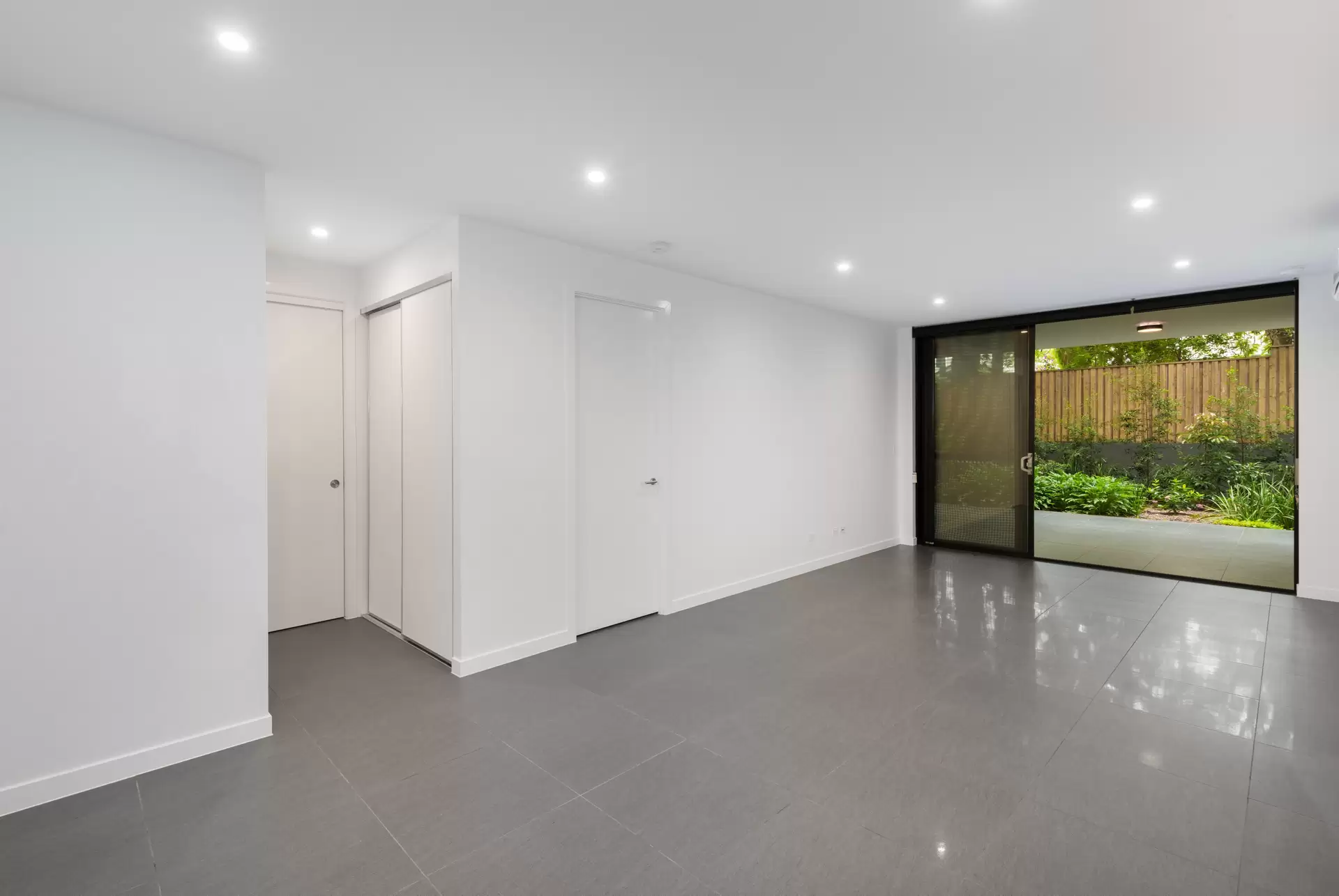 105/16-26 Archer Street, Upper Mount Gravatt Leased by Mosaic Property Group - image 1