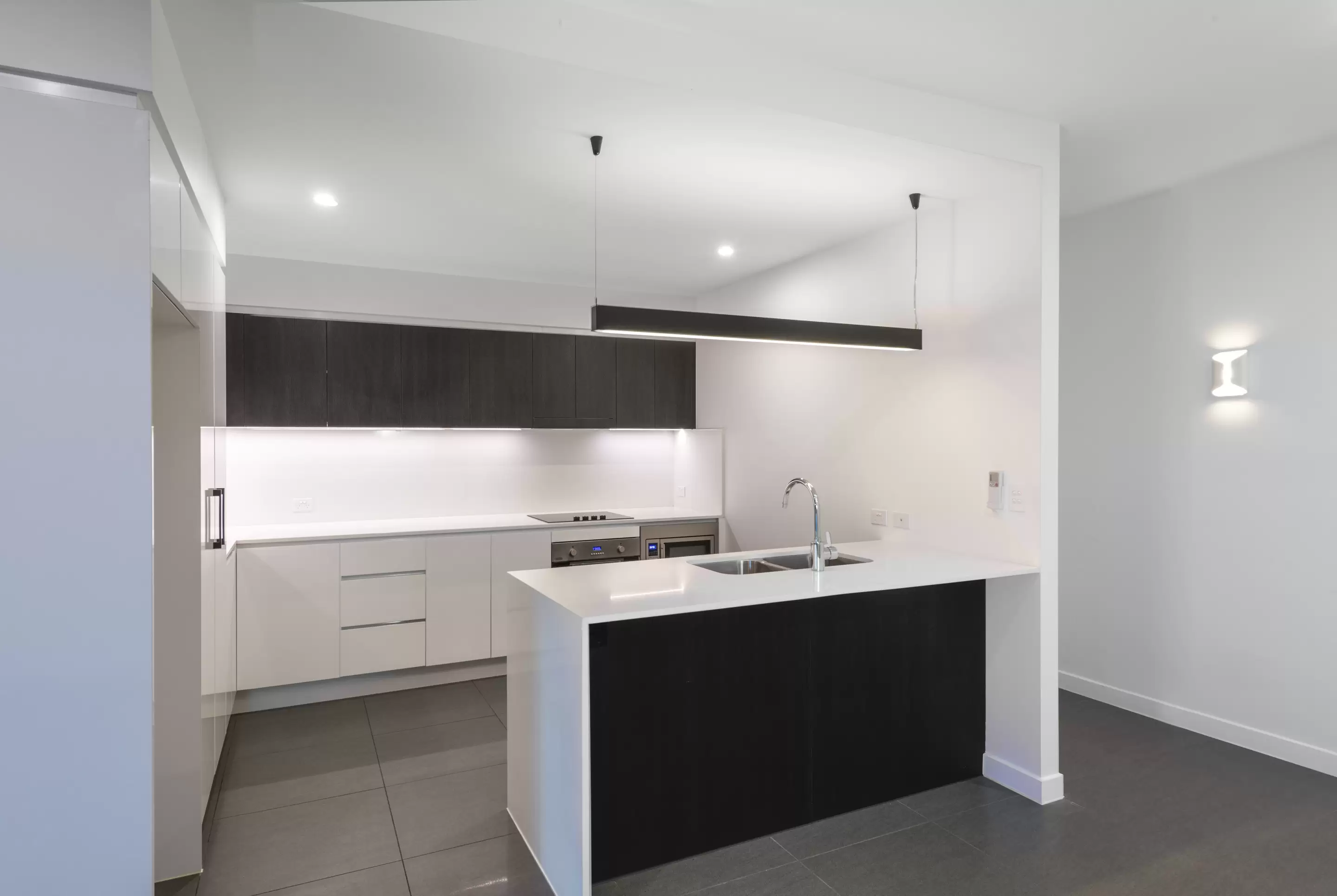 105/16-26 Archer Street, Upper Mount Gravatt Leased by Mosaic Property Group - image 2