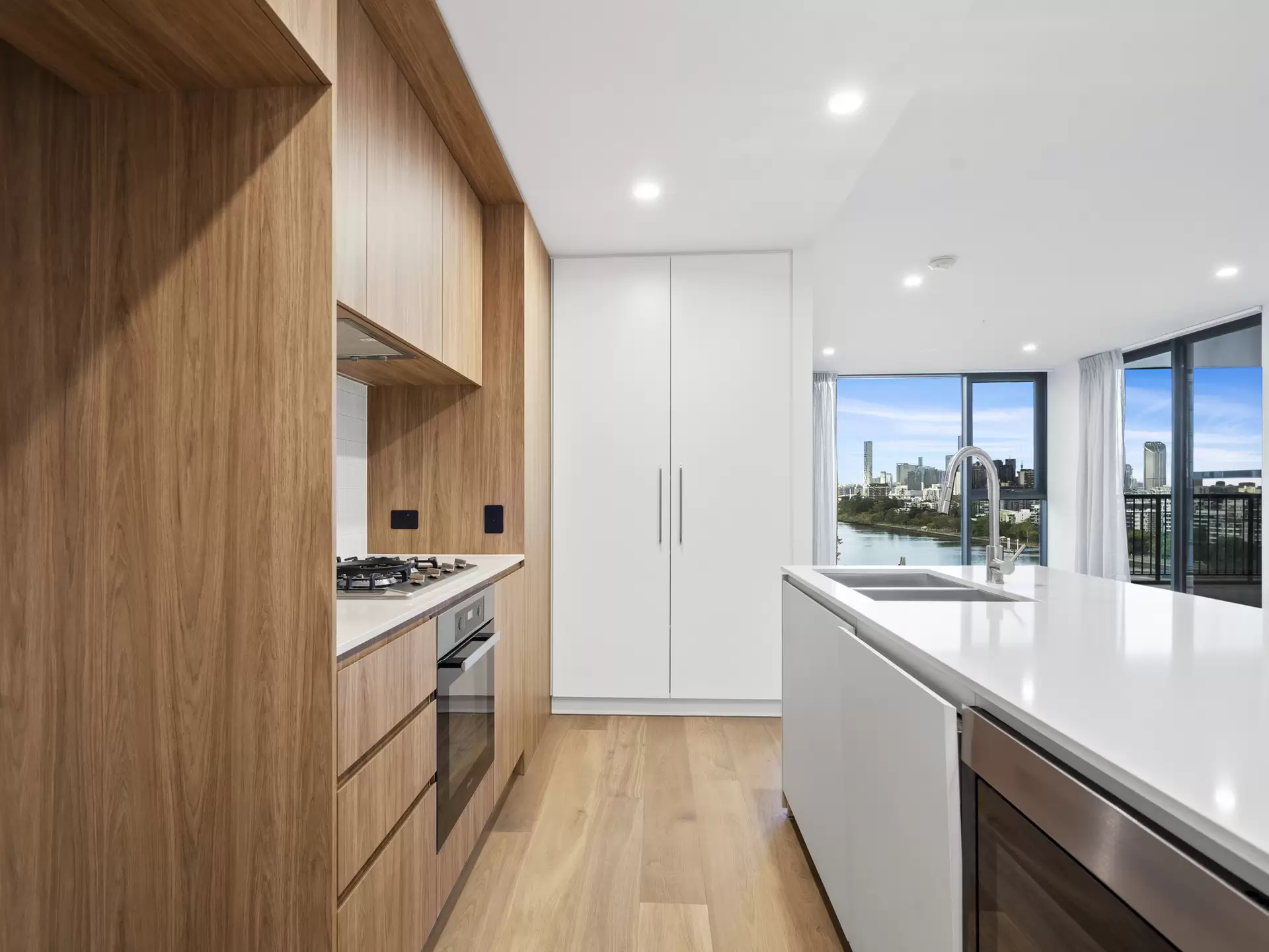 1203/3 Archer Street, Toowong Leased by Mosaic Property Group - image 1