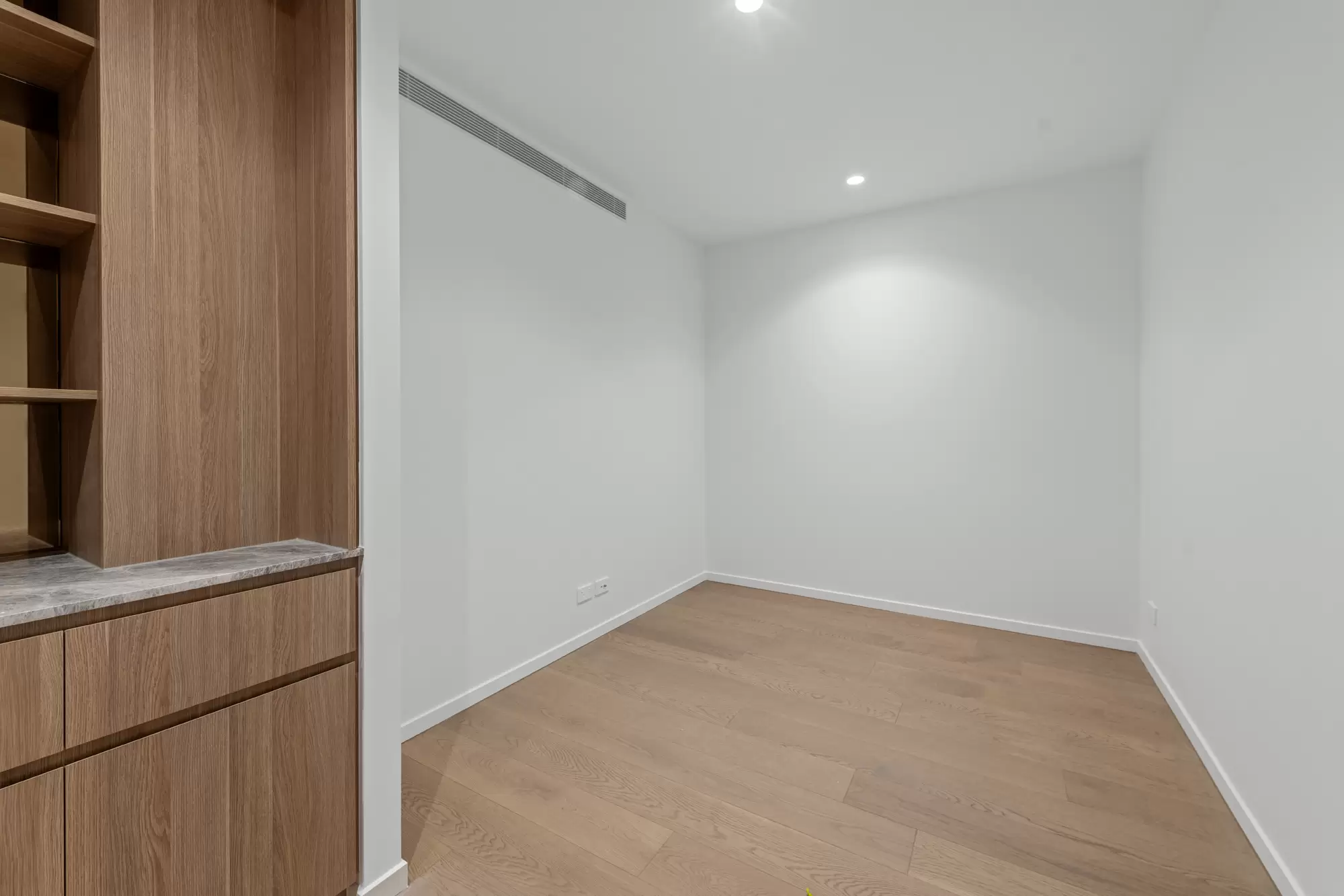 709/89 Lytton Road, East Brisbane Leased by Mosaic Property Group - image 9