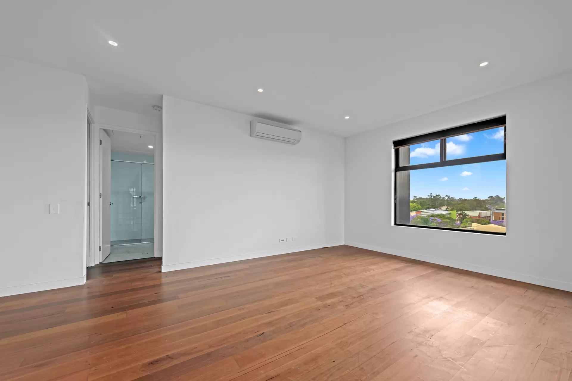 605/131-135 Clarence Road, Indooroopilly Leased by Mosaic Property Group - image 1