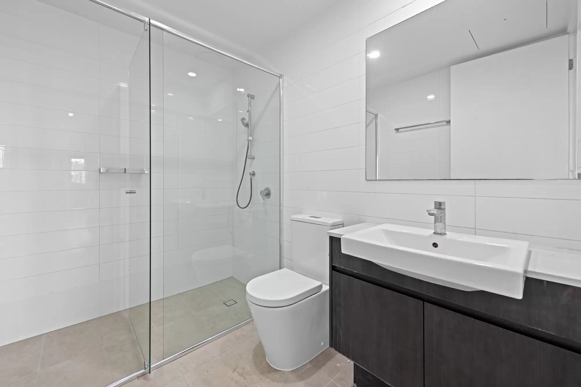 605/131-135 Clarence Road, Indooroopilly Leased by Mosaic Property Group - image 4