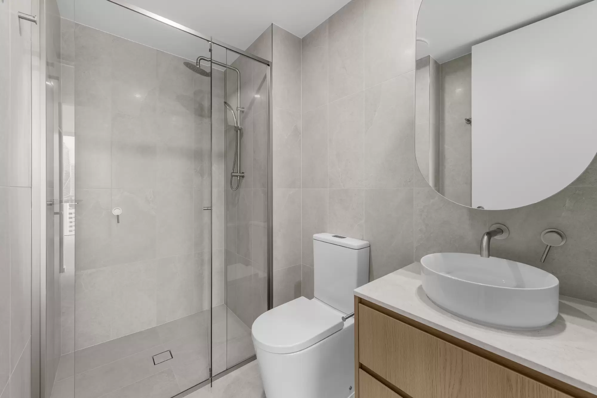 901/4 Rosewood Avenue, Broadbeach For Lease by Mosaic Property Group - image 9