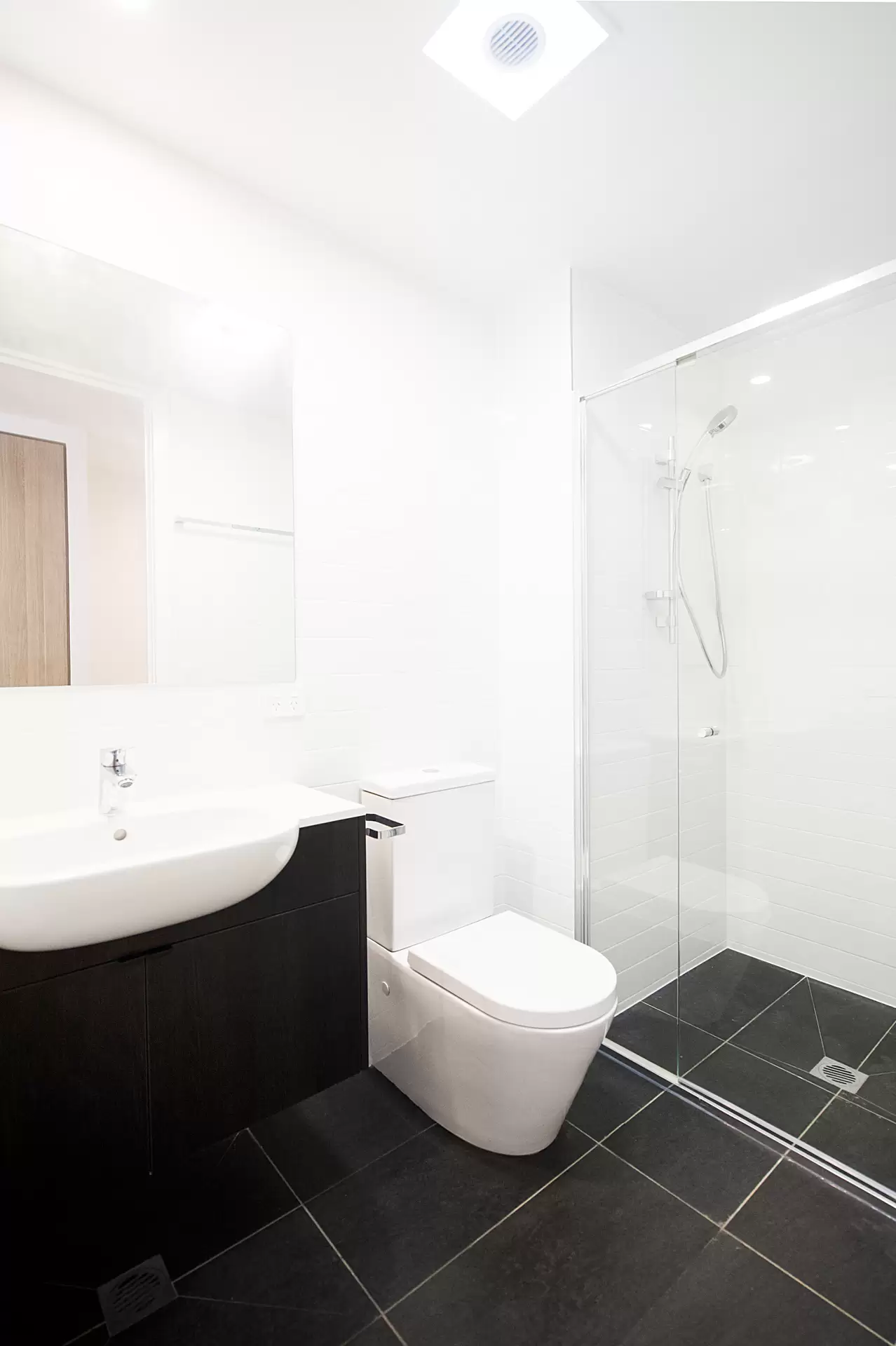 303/147 Sir Fred Schonell Drive, St Lucia Leased by Mosaic Property Group - image 1