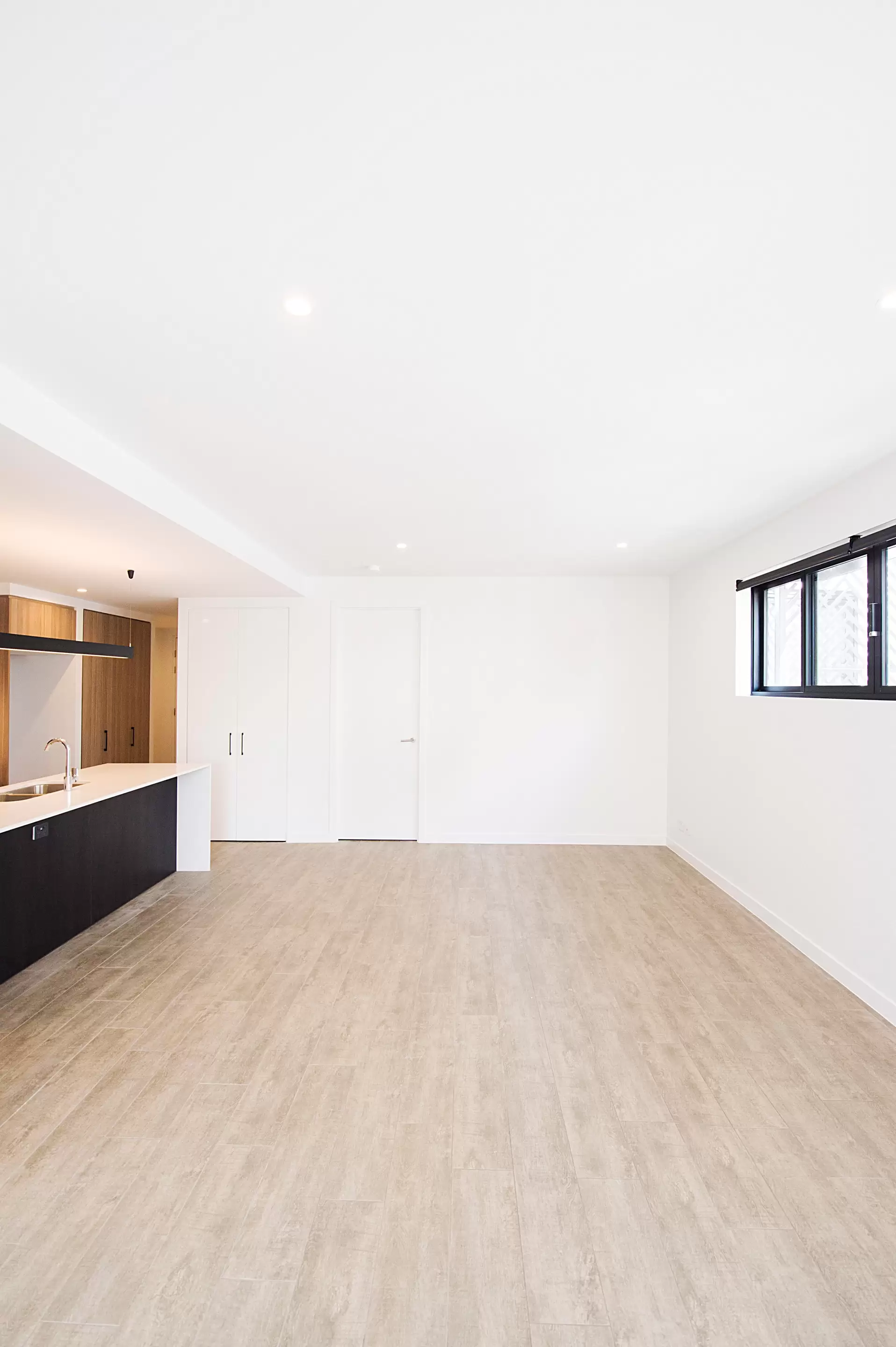 303/147 Sir Fred Schonell Drive, St Lucia Leased by Mosaic Property Group - image 4