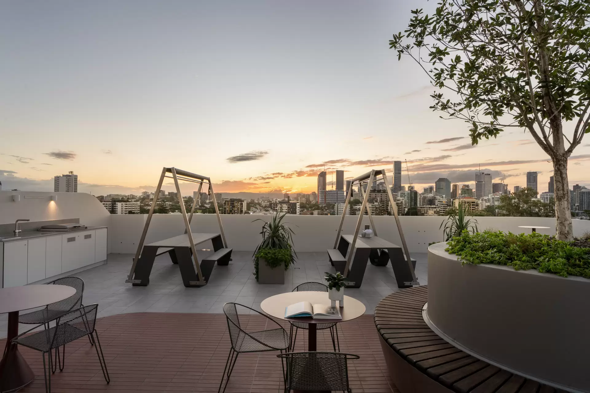 709/89 Lytton Road, East Brisbane For Lease by Mosaic Property Group - image 1