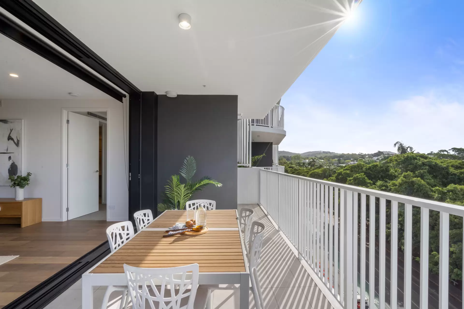 601/36 Sylvan Road, Toowong Leased by Mosaic Property Group - image 1