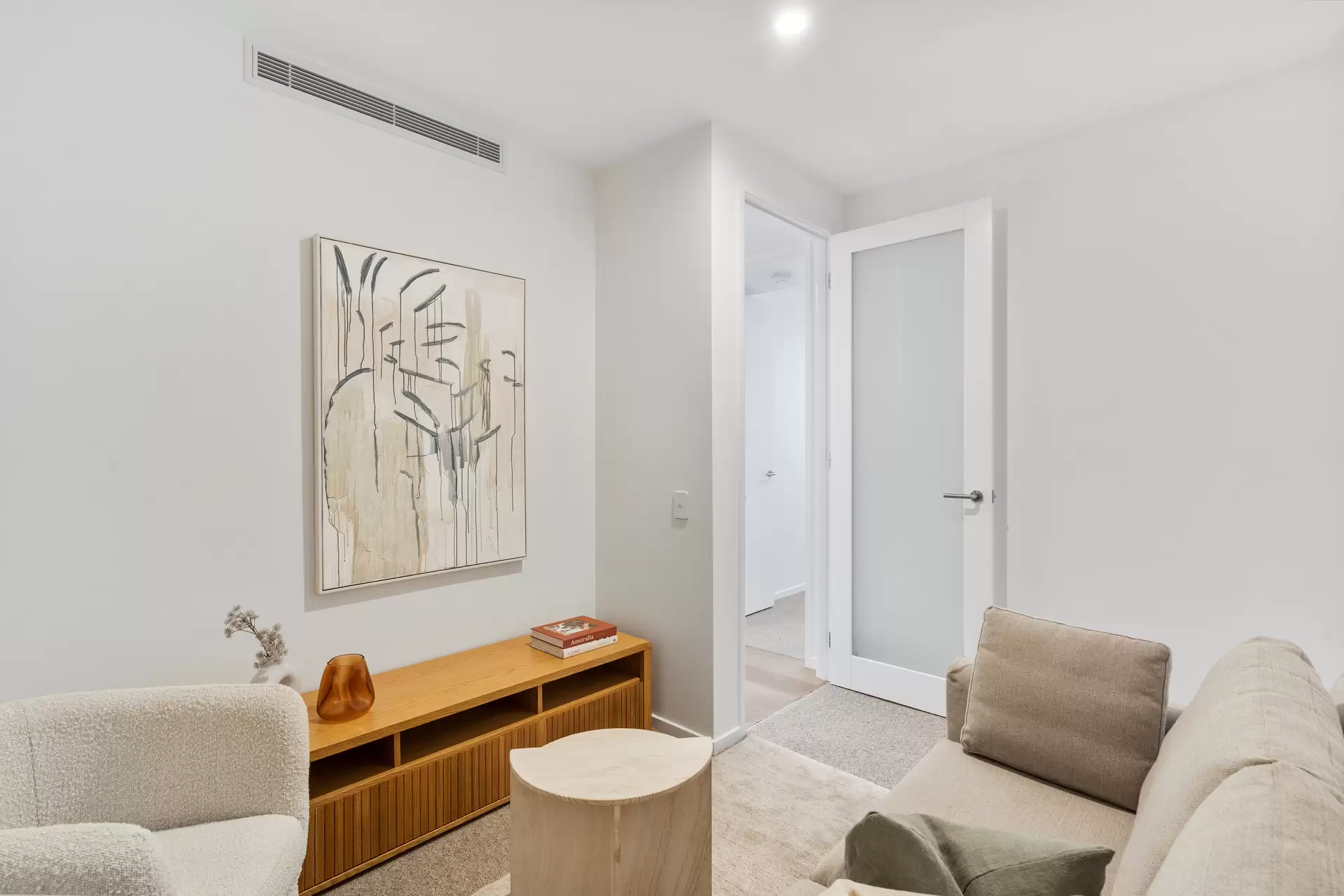 601/36 Sylvan Road, Toowong Leased by Mosaic Property Group - image 1