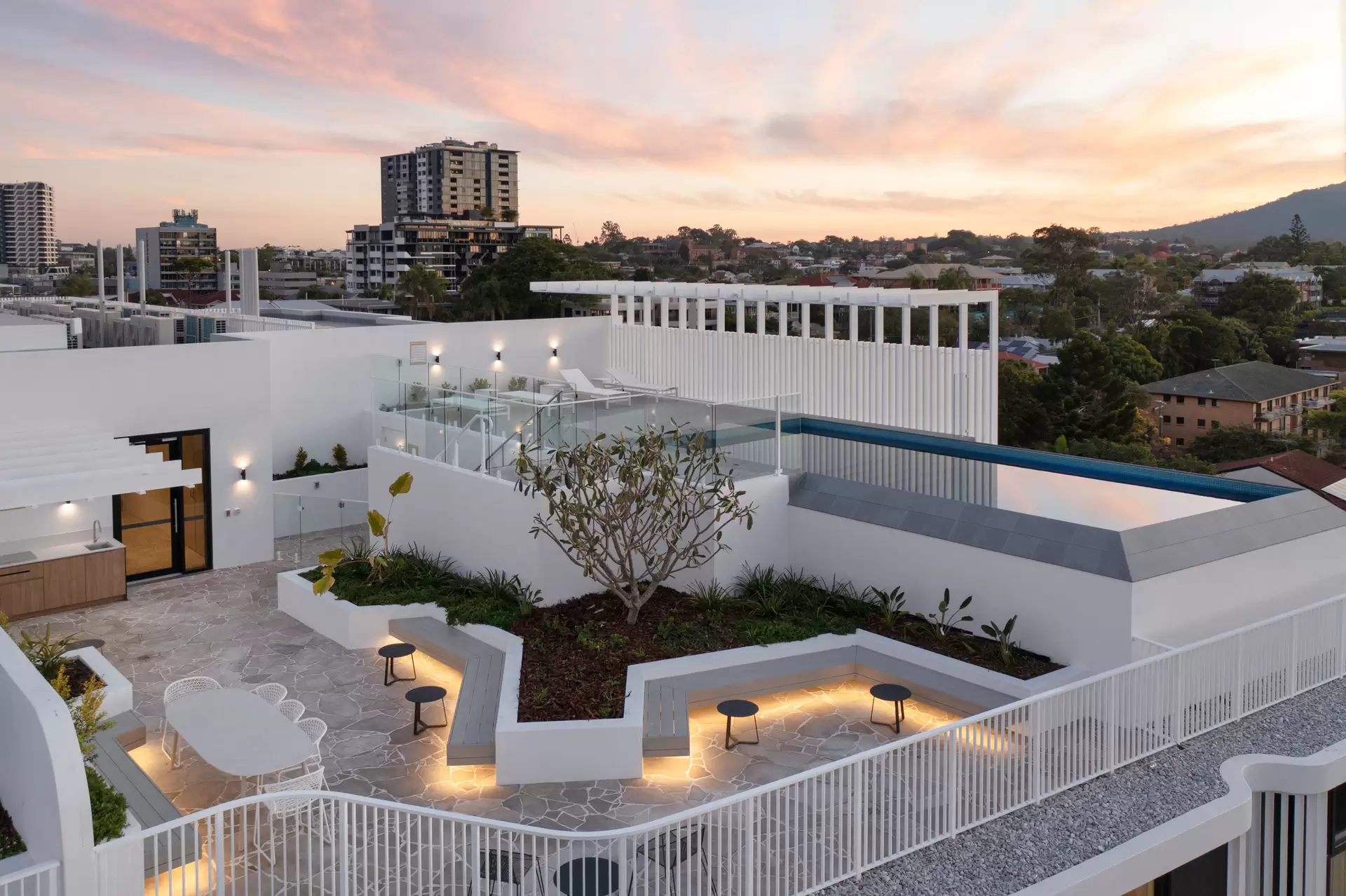 601/36 Sylvan Road, Toowong Leased by Mosaic Property Group - image 1
